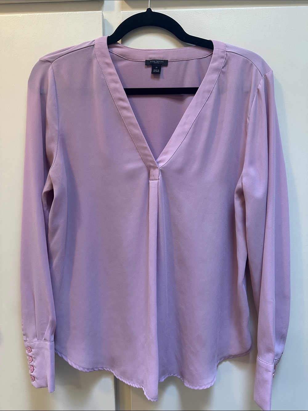Ann Taylor Lilac V-Neck Long-Sleeve Blouse